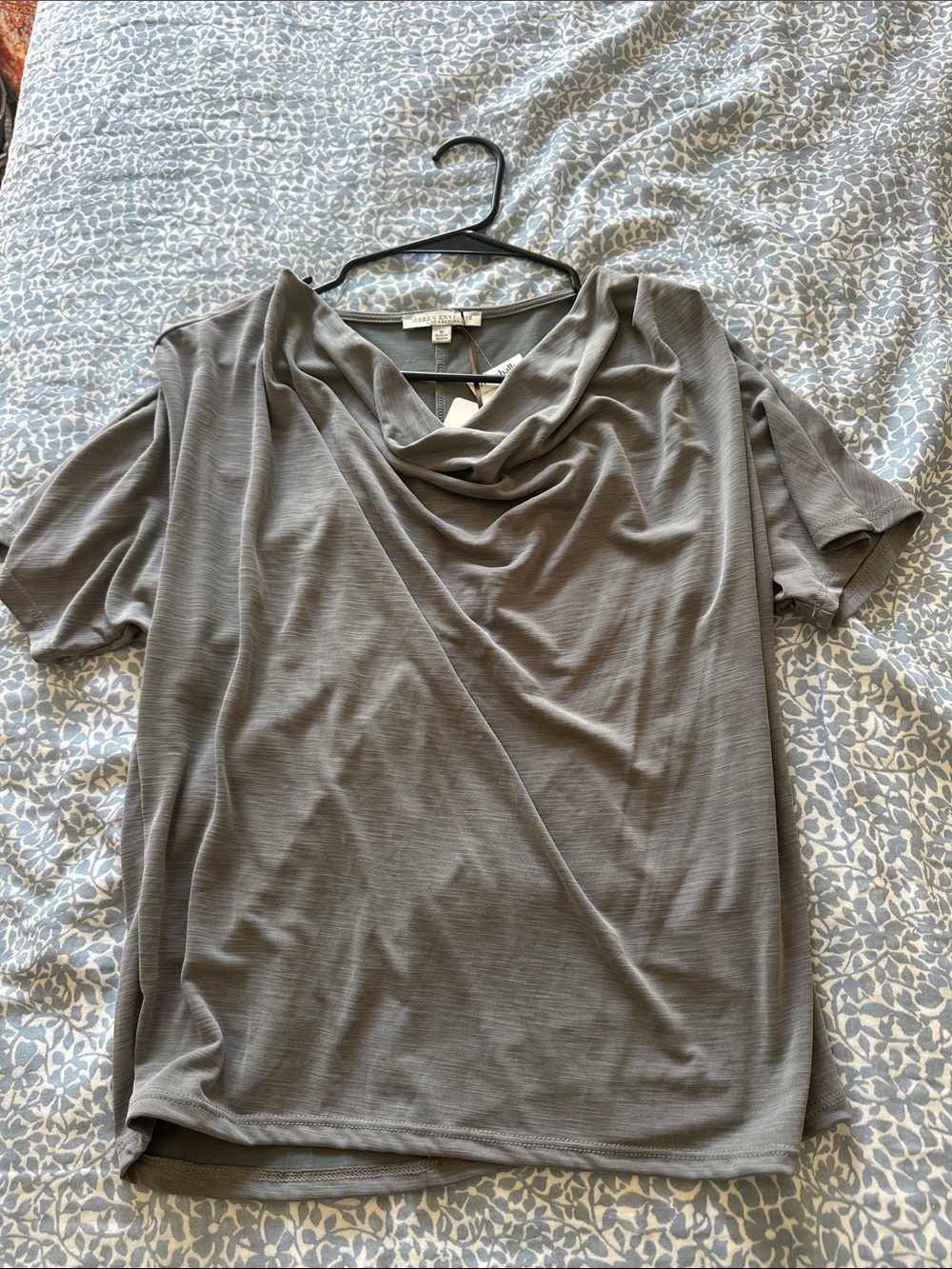 Green Envelope Gray Draped Cowl Short Sleeve Top